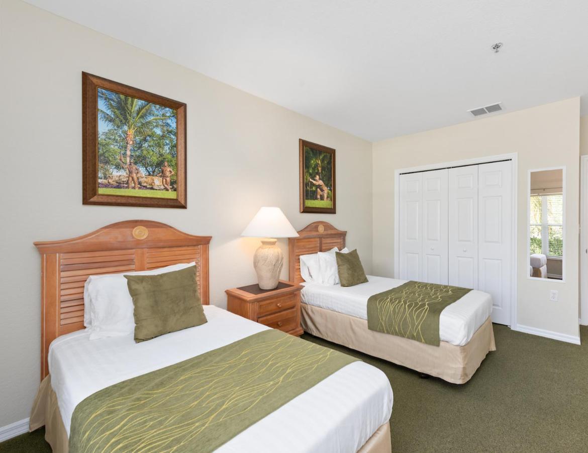 Lely Greenlinks Top Floor - On Golf Course, Minutes From Beaches, Downtown! Нейплс Экстерьер фото